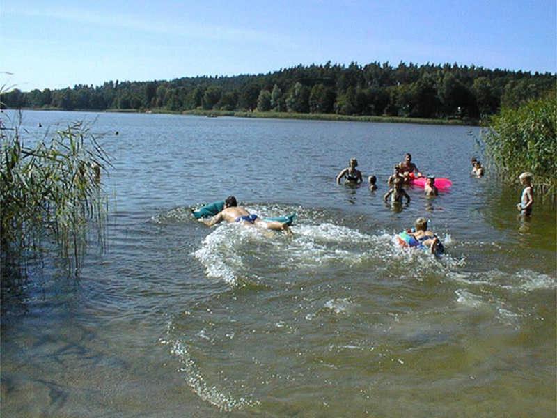 Finnhaussiedlung Am Garder See Lohmen  Экстерьер фото